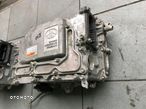 TOYOTA YARIS III CONVERTER INVERTER G9200-52030 - 2