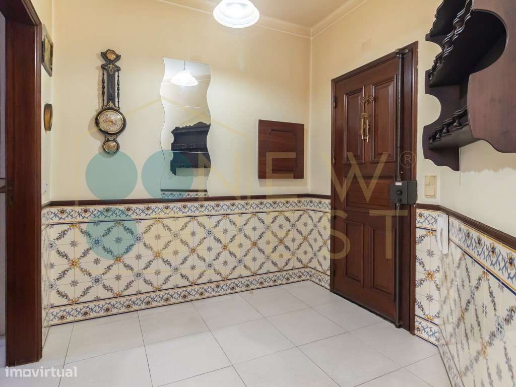 Apartamento T3 com elevador e parqueamento, junto ao Hospital-9