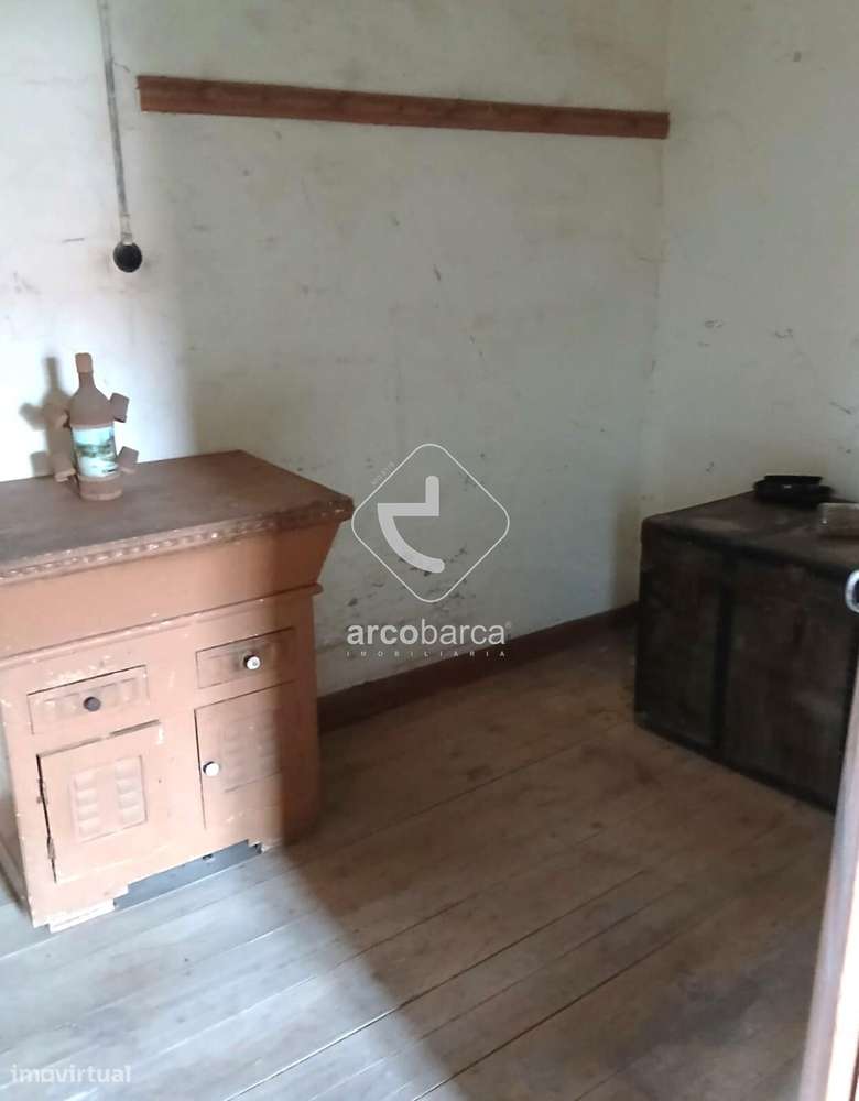 Quinta p/ restaurar com 3.500m2 -  Couto - Arcos de Valdevez-13