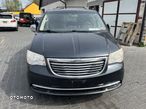 Chrysler Town & Country - 4