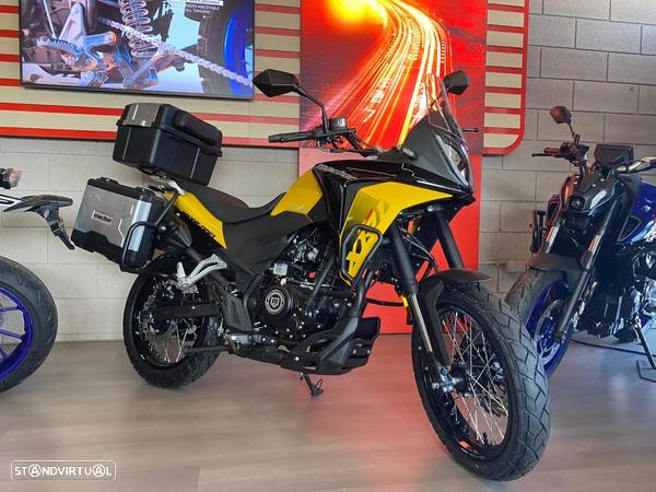 Macbor Montana XR1 125 Trail 125 (Carta de Carro) - 3