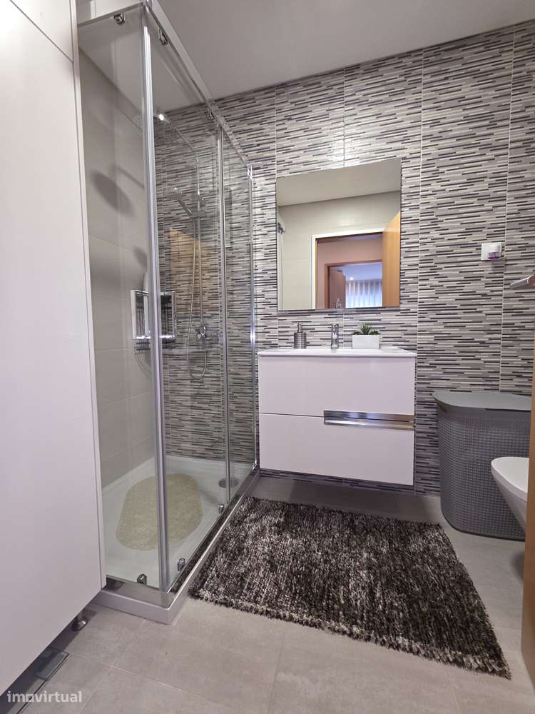 Fantástico apartamento T3 com terraço nos Passionistas-29