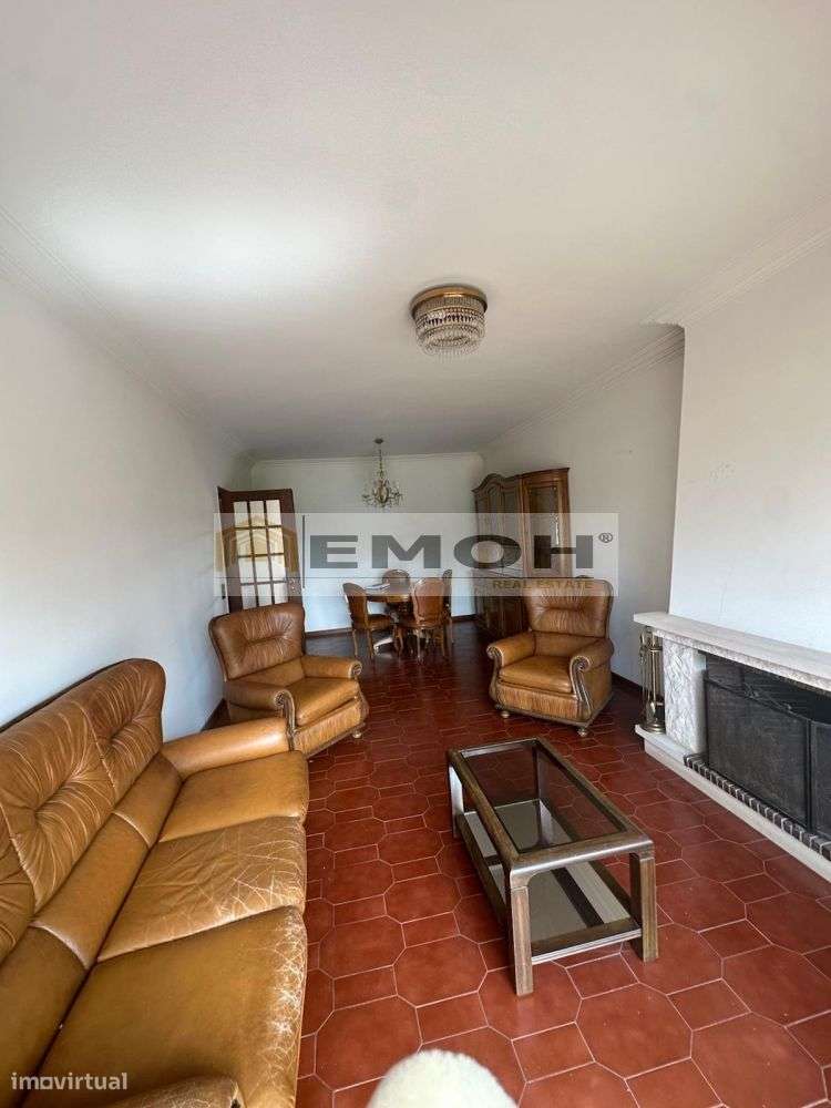 Apartamento T2 São Pedro Estoril-21