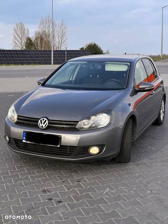 Volkswagen Golf 1.6 TDI DPF BlueMotion Technology Trendline - 1