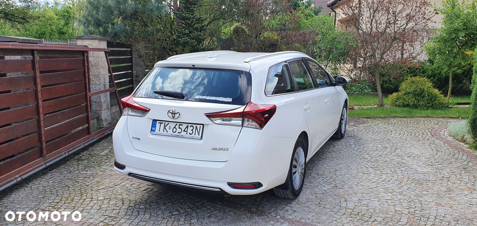 Toyota Auris 1.33 VVT-i Comfort - 17