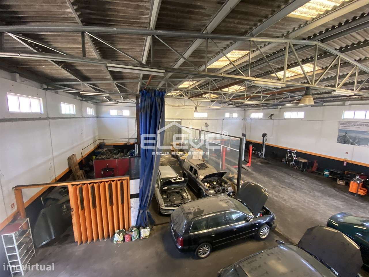 Armazém Comercial/Industrial com Terreno-4