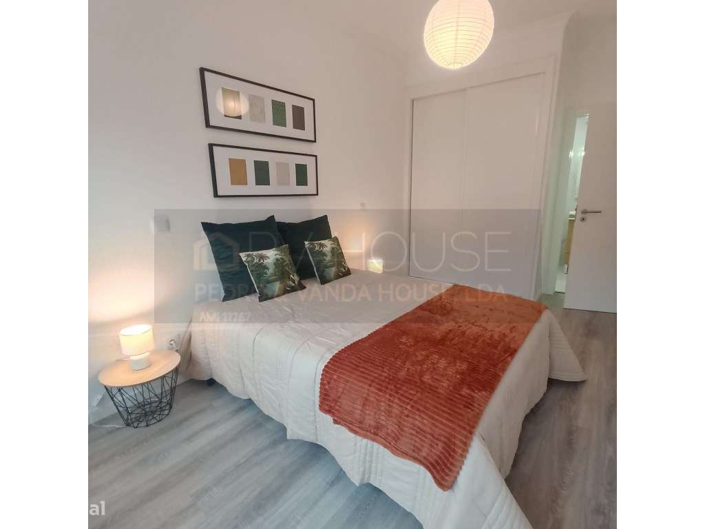 Apartamento T2 São domingos de Benfica Rua Antonio Nobre nº24 1º andar-10