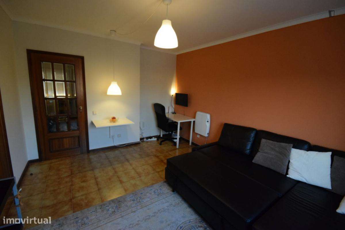 Apartamento com 1 quartos - localizado em Santo Ildefonso Porto - Grande imagem: 2/10