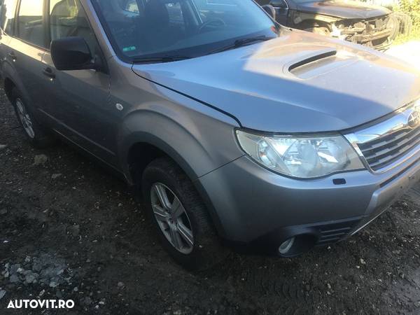 CUTIE VITEZE MANUALA SUBARU FORESTER 2009 2.0 DIESEL JANTE ALIAJ 16'' motor defect - 5