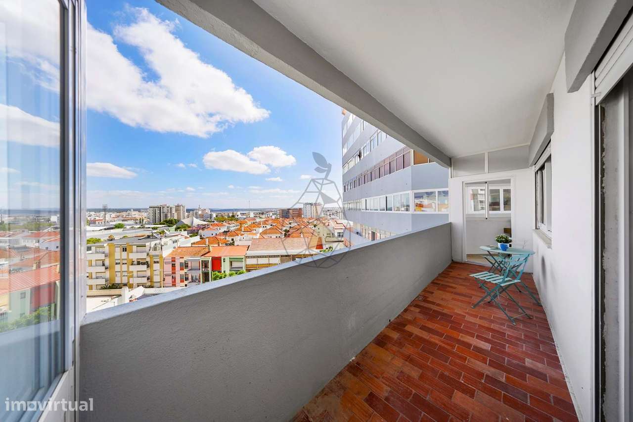 Apartamento Renovado T1 no Centro de Portimão-10