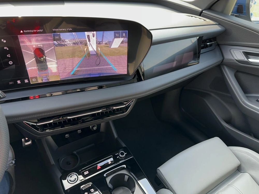 Etron Quattro 387KM Demo Lubin