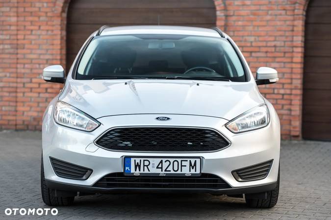 Ford Focus 1.6 SYNC Edition - 4