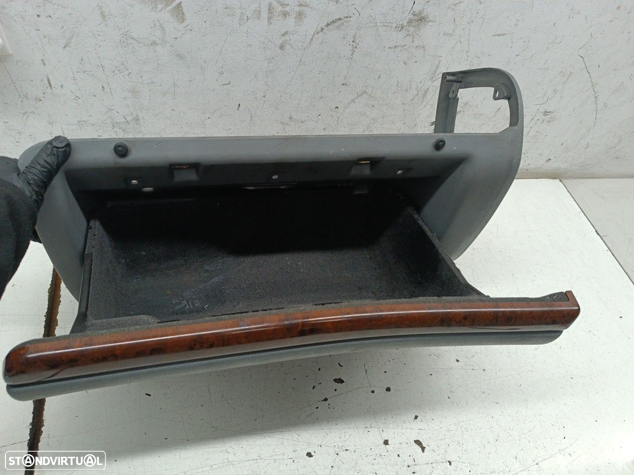 Porta Luvas Peugeot 406 (8B) - 8