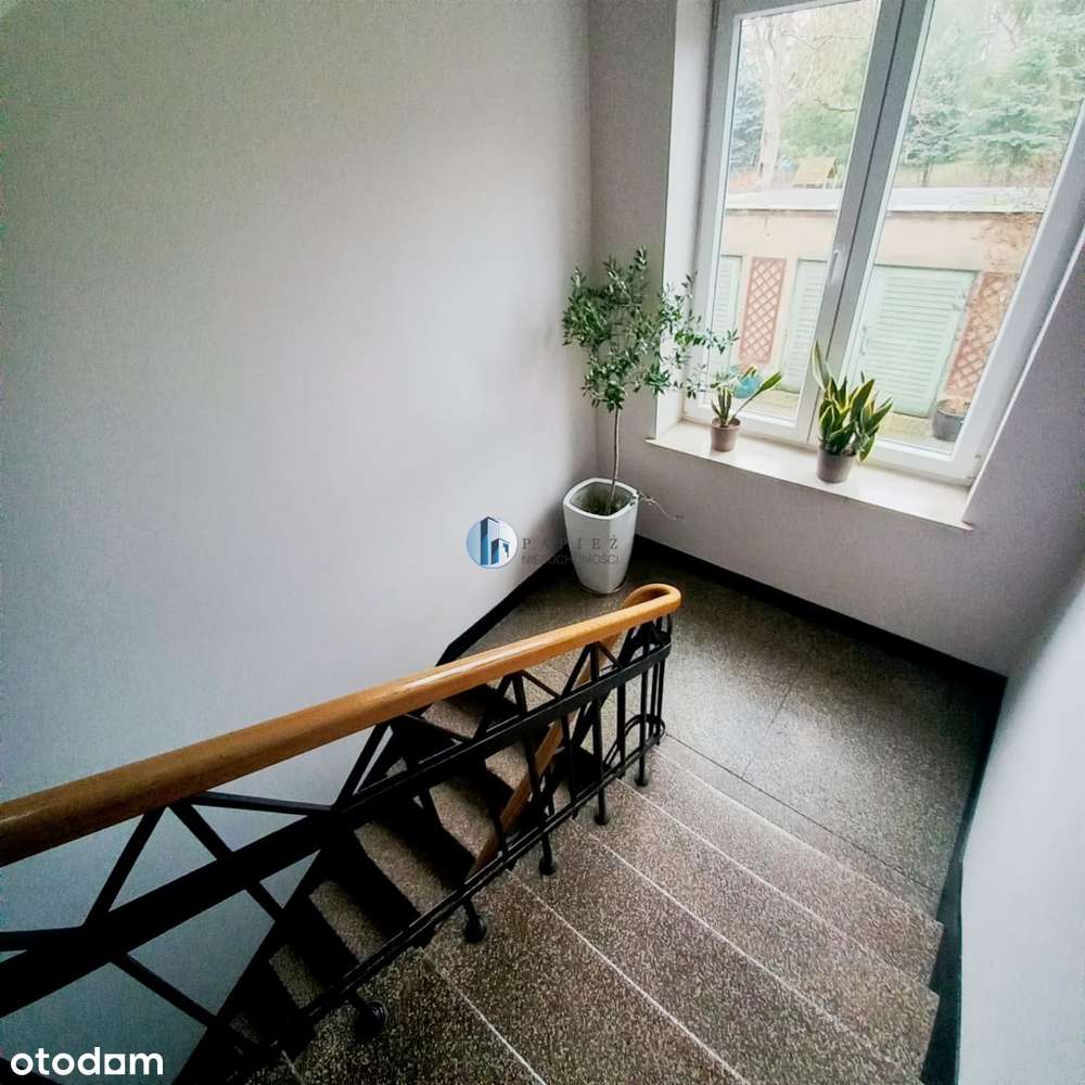 Kamienca, balkon, 1 piętro, Nowe Włochy-10