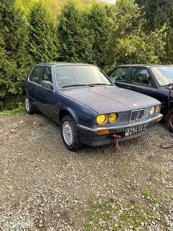 BMW Seria 3 316i - 23