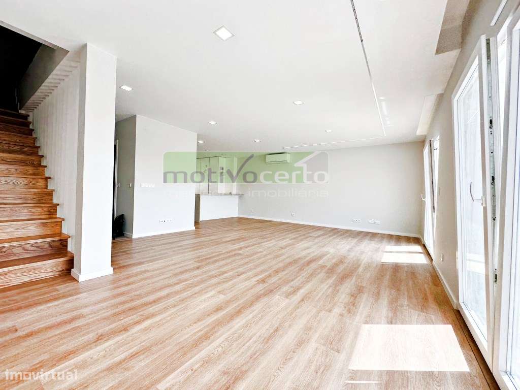 Nova Moradia T3 perto de Belas, Sintra. O Seu Refúgio de Conforto-4