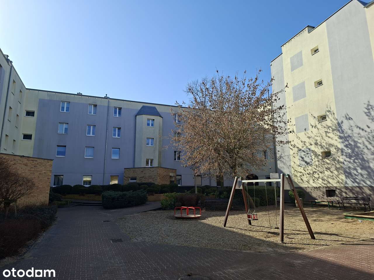 Przestronne mieszkanie z balkonem w świetnej lokalizacji - Pełny obrazek: 4/16