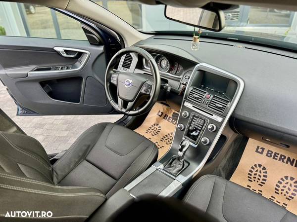 Volvo XC 60 D3 Momentum - 7