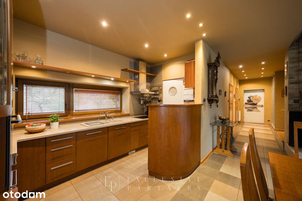 Klimatyczny dom w Wilanowie skąpany w zieleni! - Pełny obrazek: 4/20