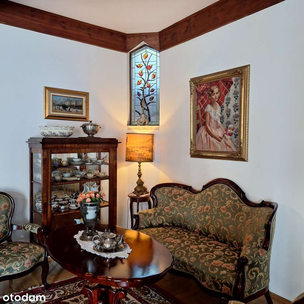 Dom wolnostojący 630m2 na Woli Justowskiej-2