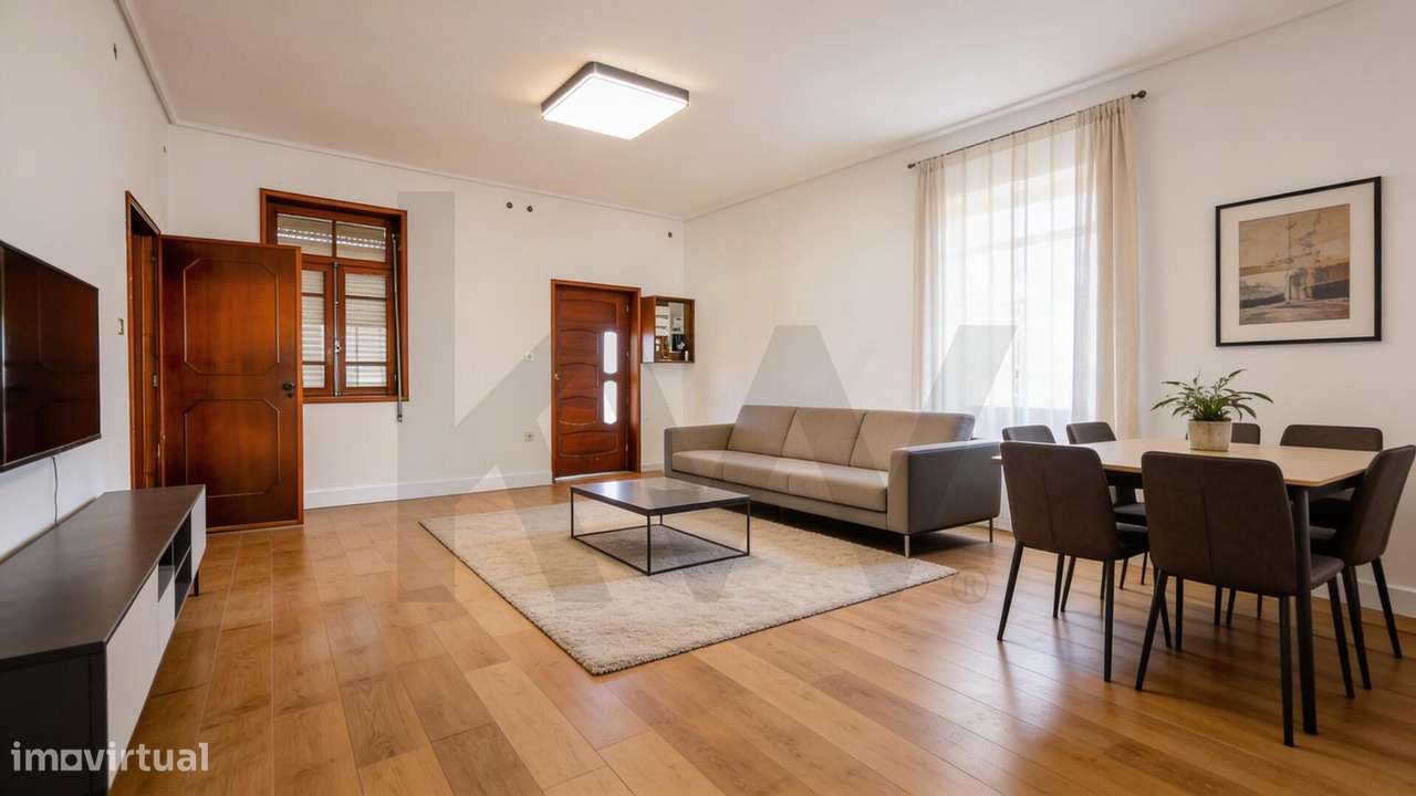 Moradia com 1451m2 de Terreno e Elevado Potencial de Valorização em Sã-7