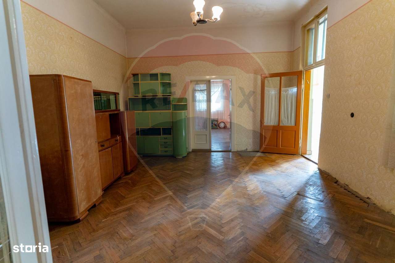 Casă de vanzare Orastie, jud. Hunedoara - Imagine principală: 5/17