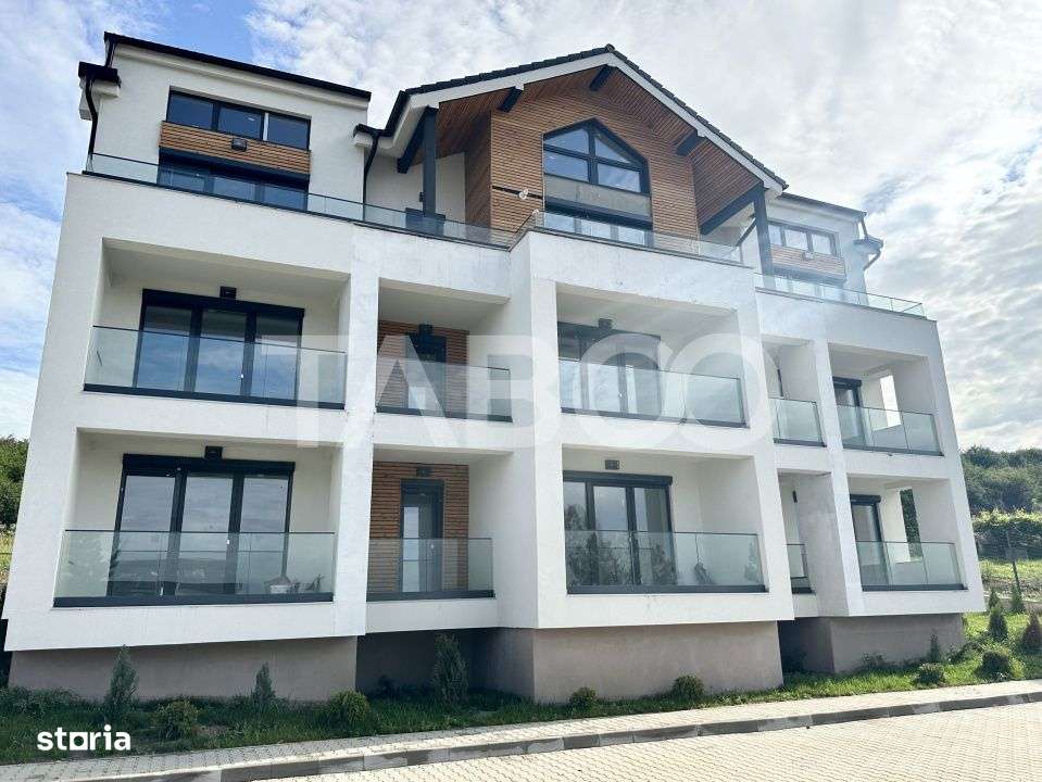 Apartament spatios cu 2 camere balcon si incalzire in pardosea - Imagine principală: 3/13