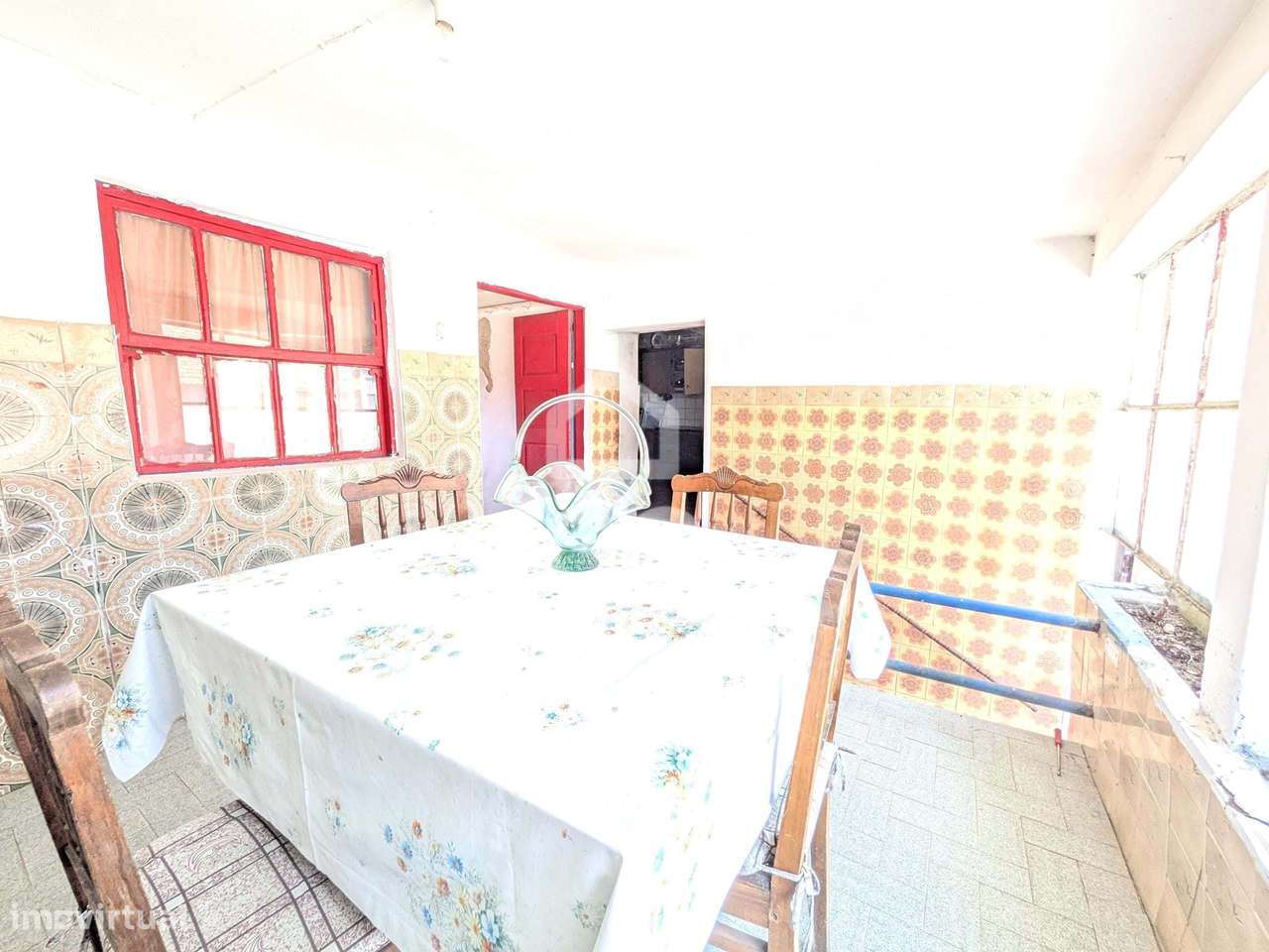 Oportunidade Única: Moradia para Restauro com Grande Potencial - Grande imagem: 3/52