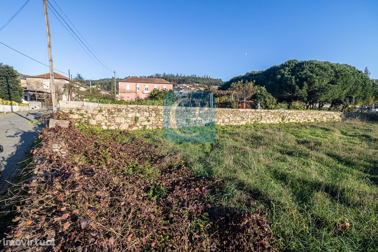 Terreno para construção em Reguenga