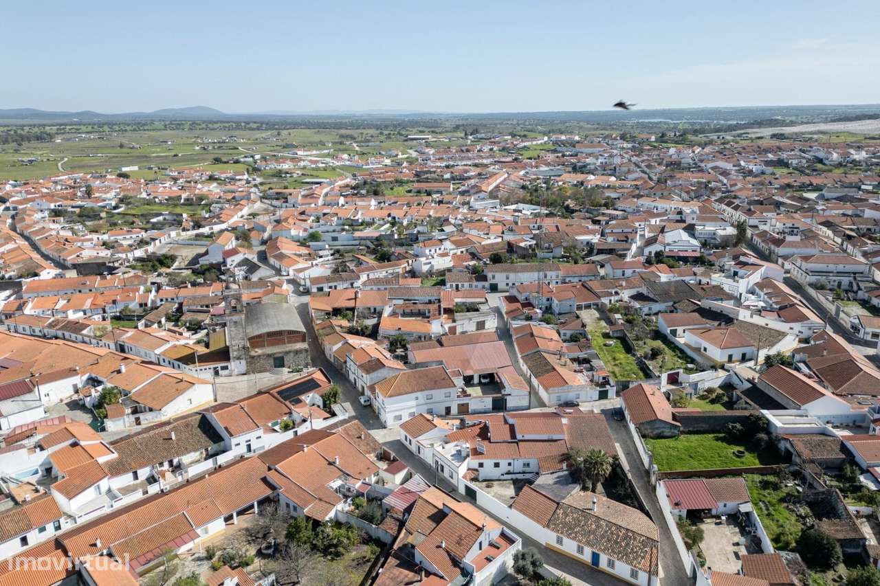 Moradia Térrea T5 com Piscina no Centro de Pias – Totalmente Renovada-21