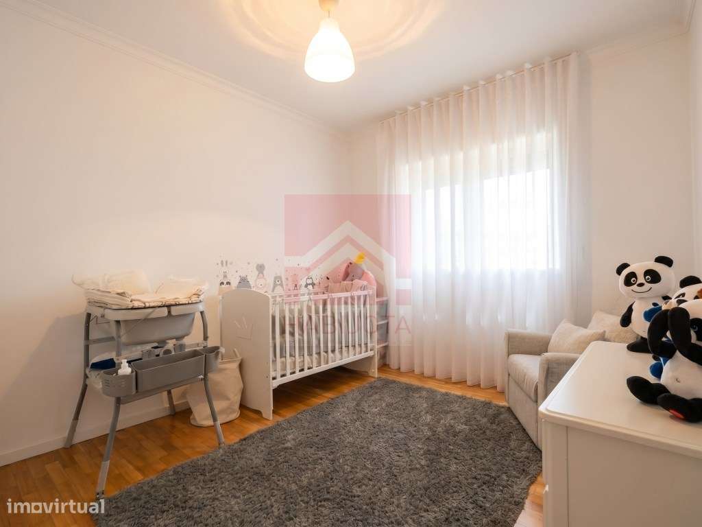 Apartamento T2 recuado em Fânzeres, Gondomar-13