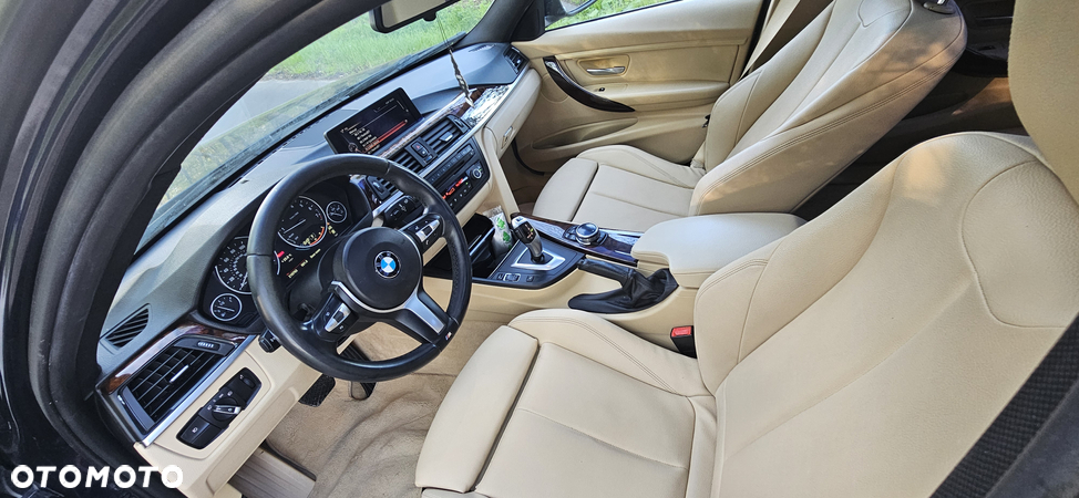 BMW Seria 3 320i Touring Sport-Aut Luxury Line - 5