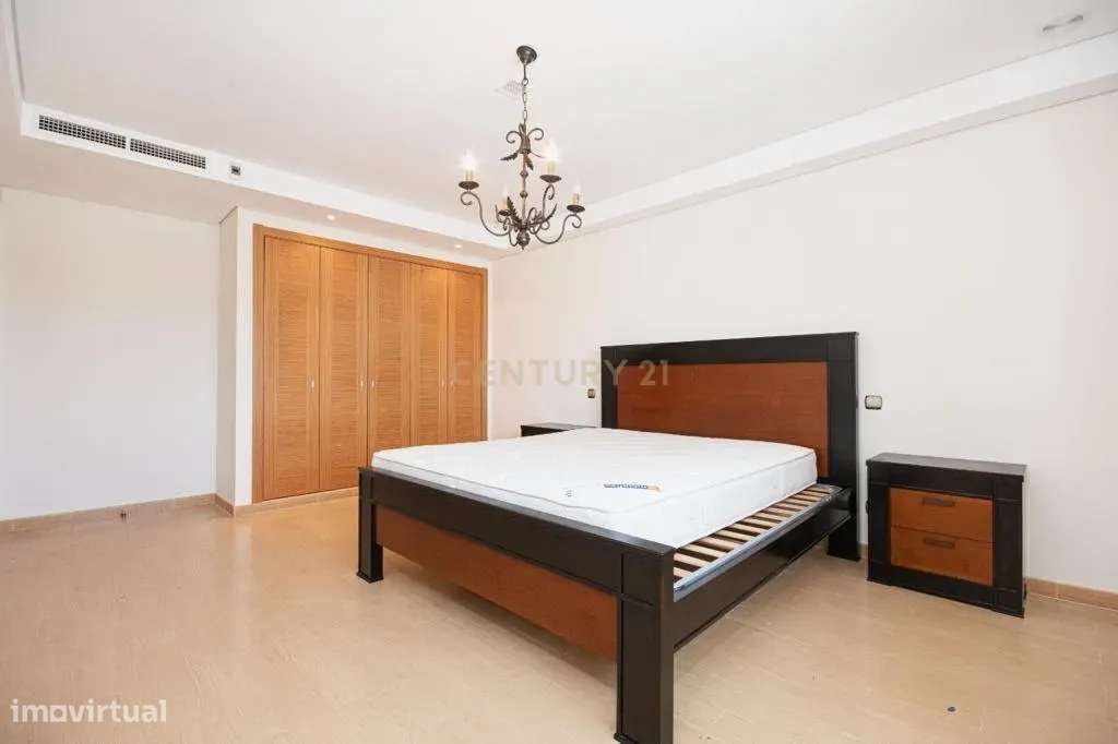 Moradia T8 de grande dimensão em S. João dos Montes, Vila Franca de Xi-18