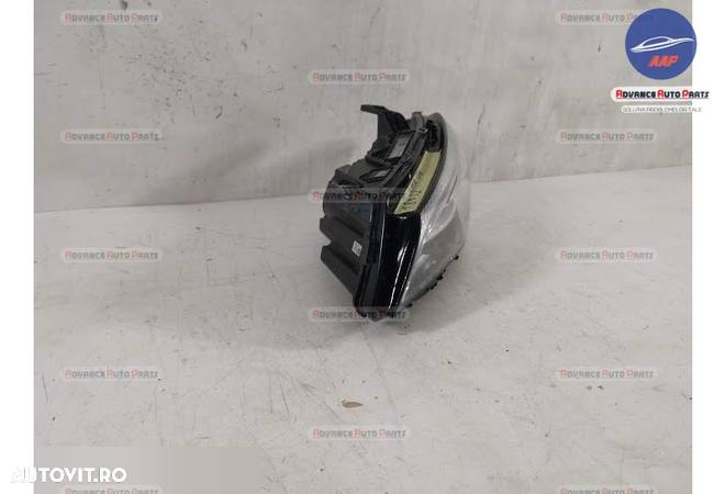 Far Stanga Mercedes CLA W117 2016 2017 2018 2019 original FULL LED - 2