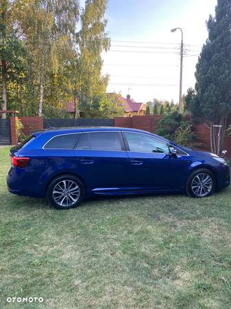 Toyota Avensis 2.0 D-4D Prestige - 7