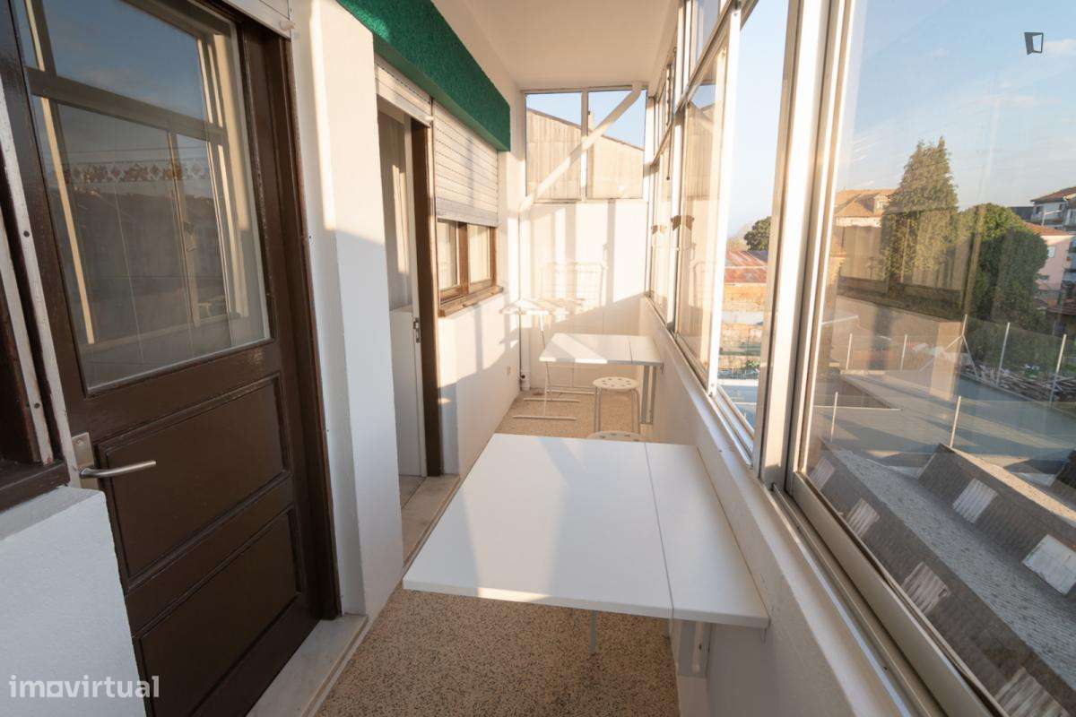 Quarto - localizado em Vila nova de gaia - Grande imagem: 2/8