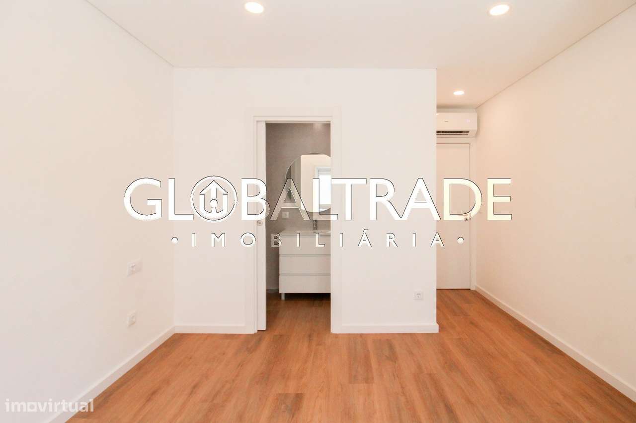 Apartamento T2 Renovado em Leça do Balio-23