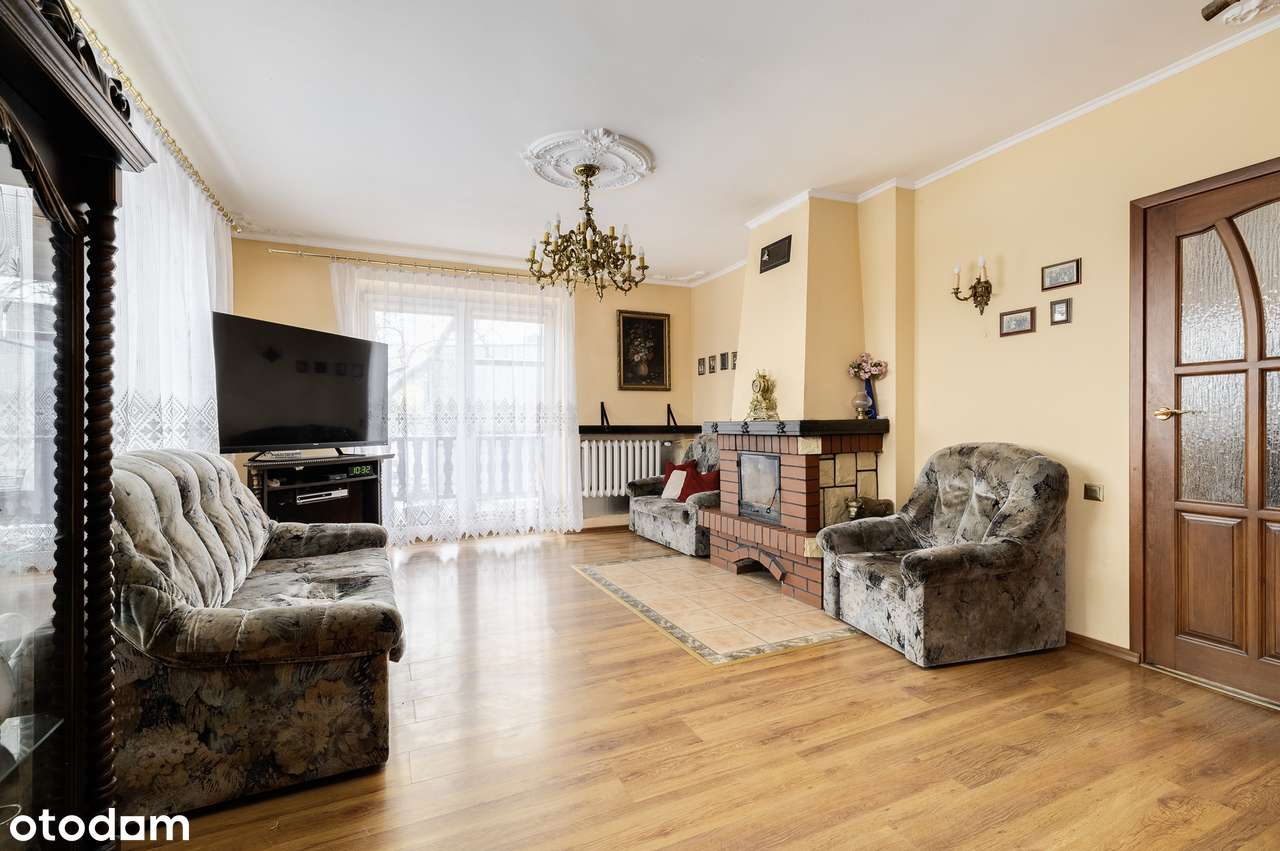 Dom 242m2 w Andrespolu-3