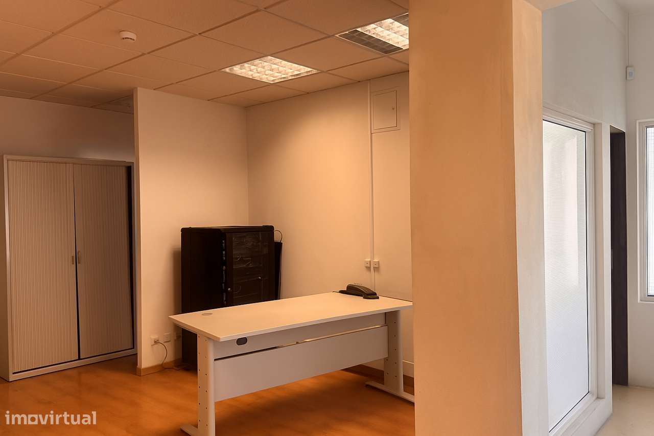 Armazém em Alféloas, Anadia-8