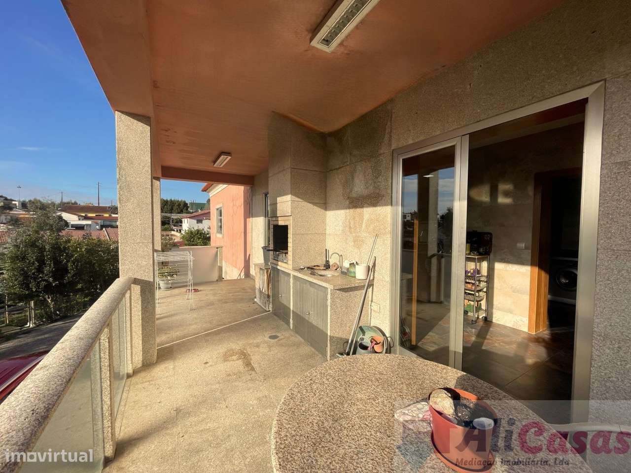 Fantástica Vivenda C/-10