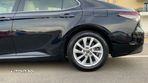 Toyota Camry 2.5 Hybrid Dynamic - 17