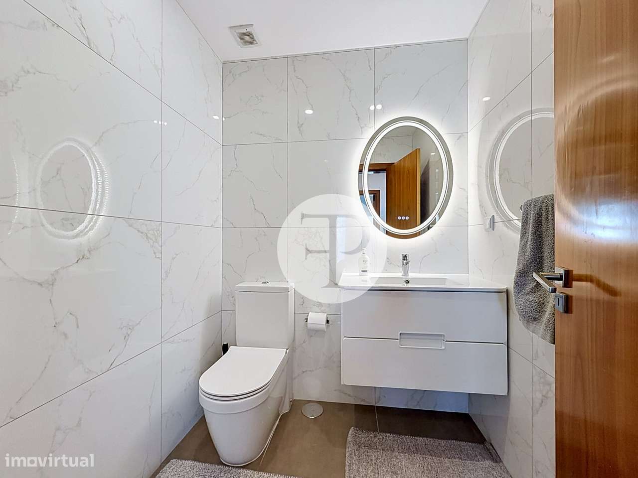 Moradia T4 contemporânea | Piscina e jardim 1.716 m² | Nadadouro-12