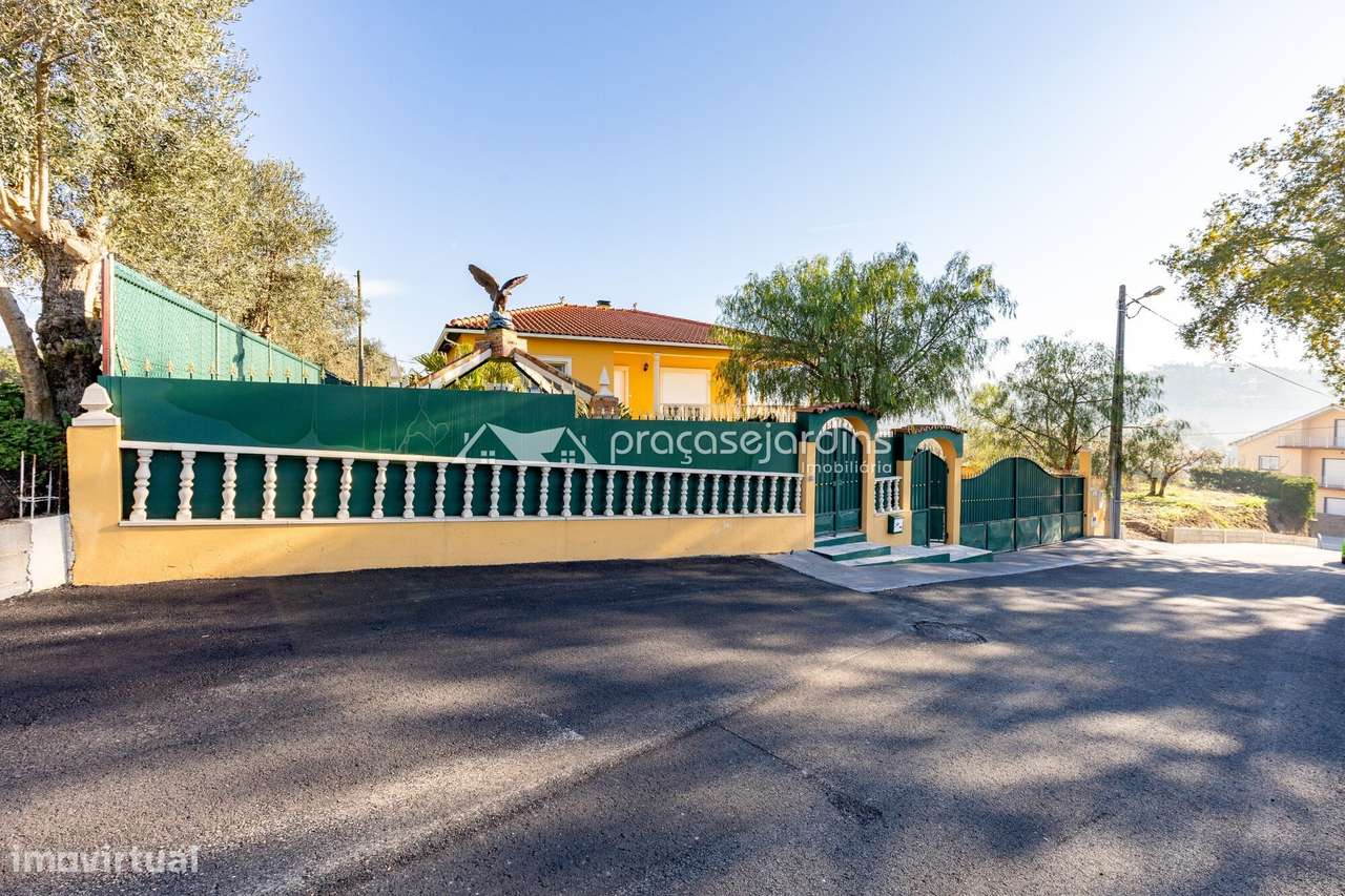 Moradia rustica onde charme e luxo se fundem - Grande imagem: 4/60