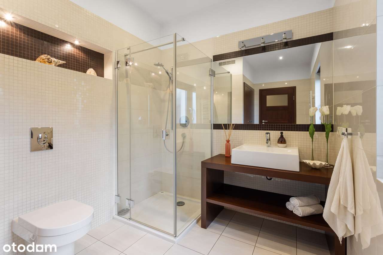 Przestronny LUKSUSOWY dom wolnostojący z wyjątkowym ogrodem!-7