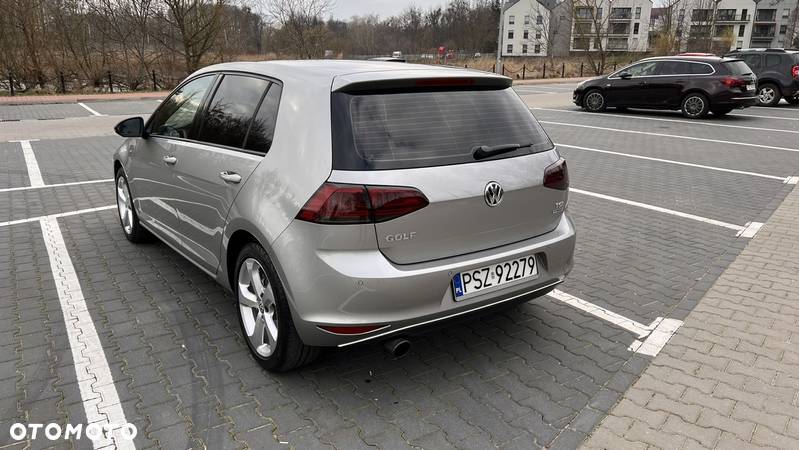 Volkswagen Golf VII 1.2 TSI BMT Comfortline - 6