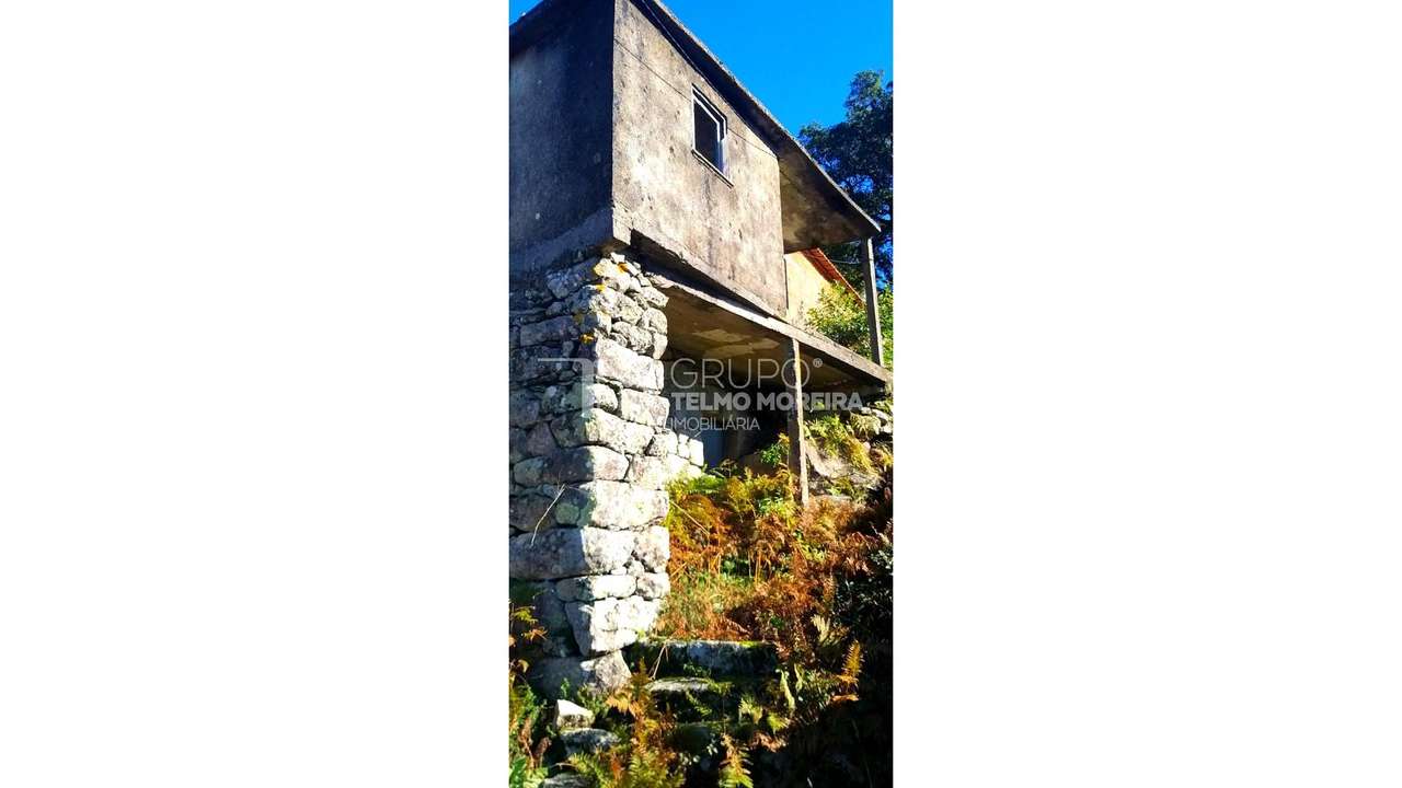 Moradia para Restaurar >=T10 em Macieira de Alcova-10