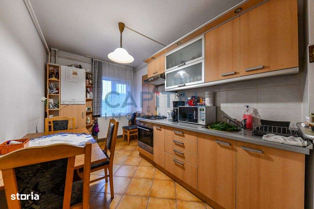 COMISION %! 2 camere decomandate, etaj 3/4, Liceul Avram Iancu - Imagine principală: 5/6