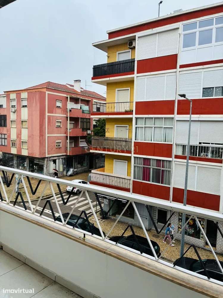 Apartamento T4 Barreiro Remodelado - Grande imagem: 4/16