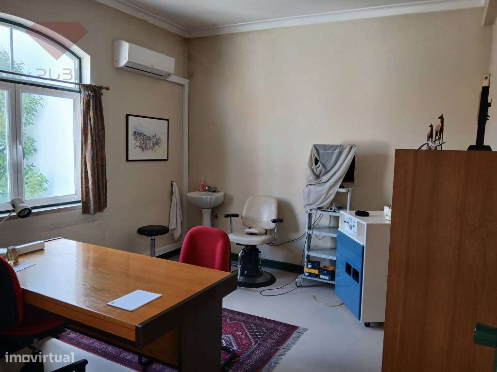 Edifício Comercial no Bairro do Salgado-36