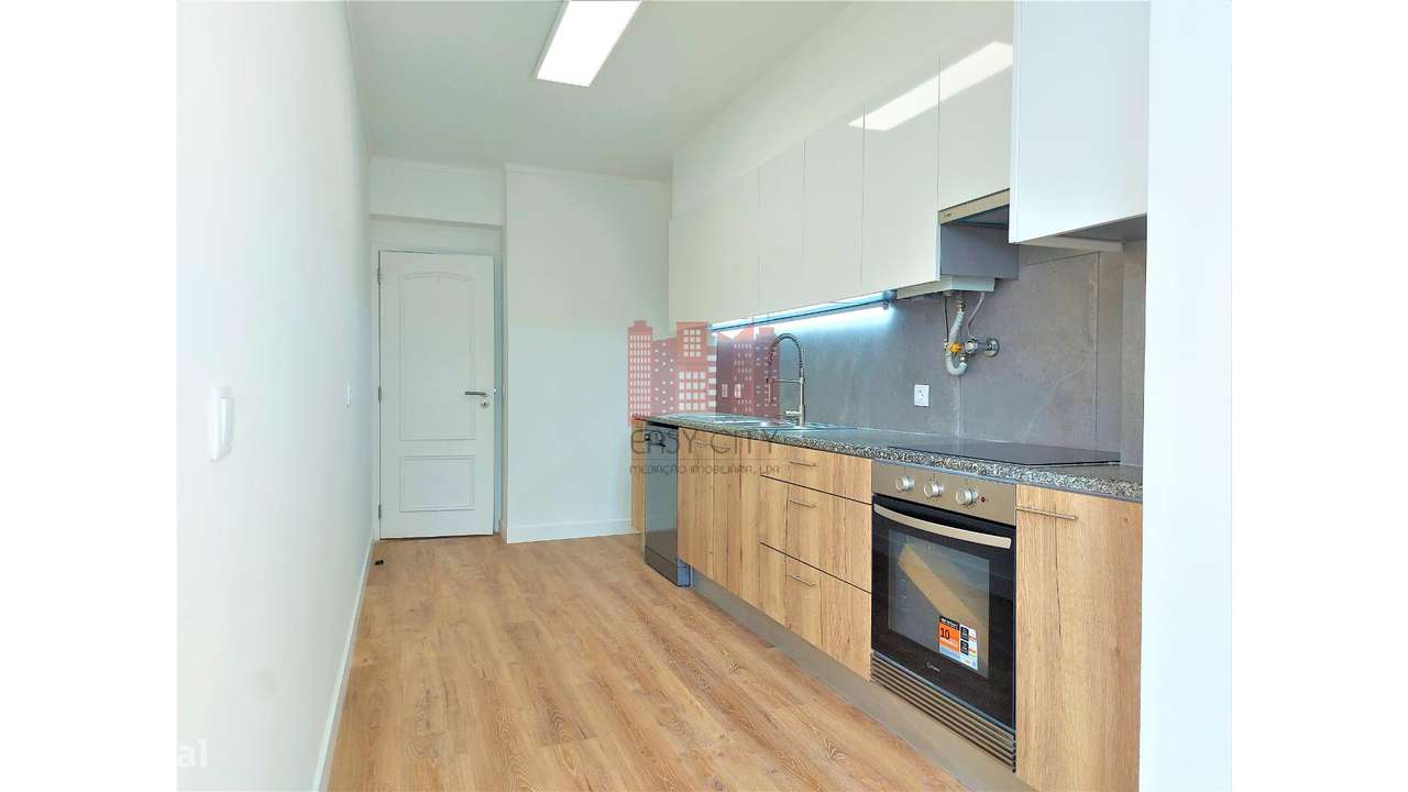 Apartamento T3 em Laranjeiras-16